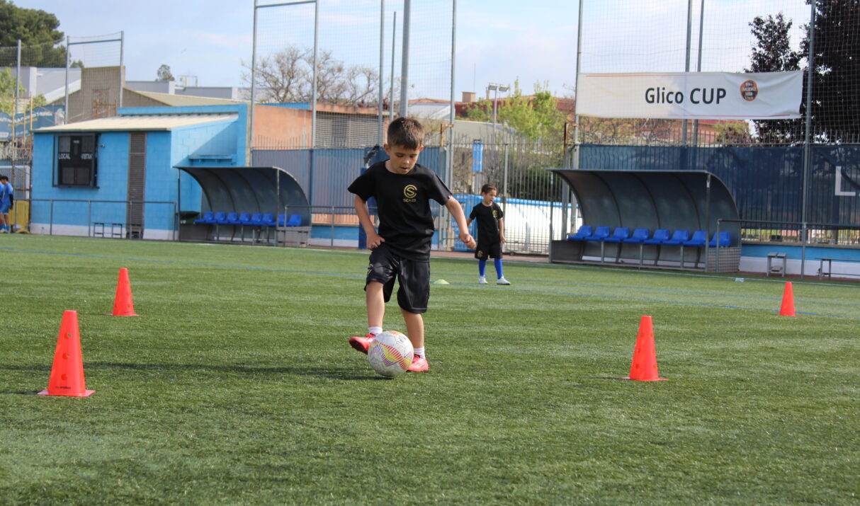 El control del balón: dominar antes de correr