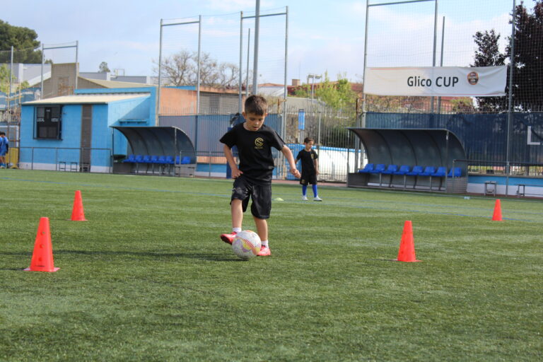 El control del balón: dominar antes de correr